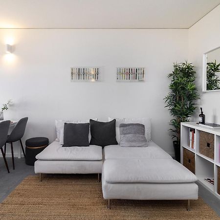 Whome Study & Surf Carcavelos 1-Bed By Beach & Nova Sbe Luaran gambar