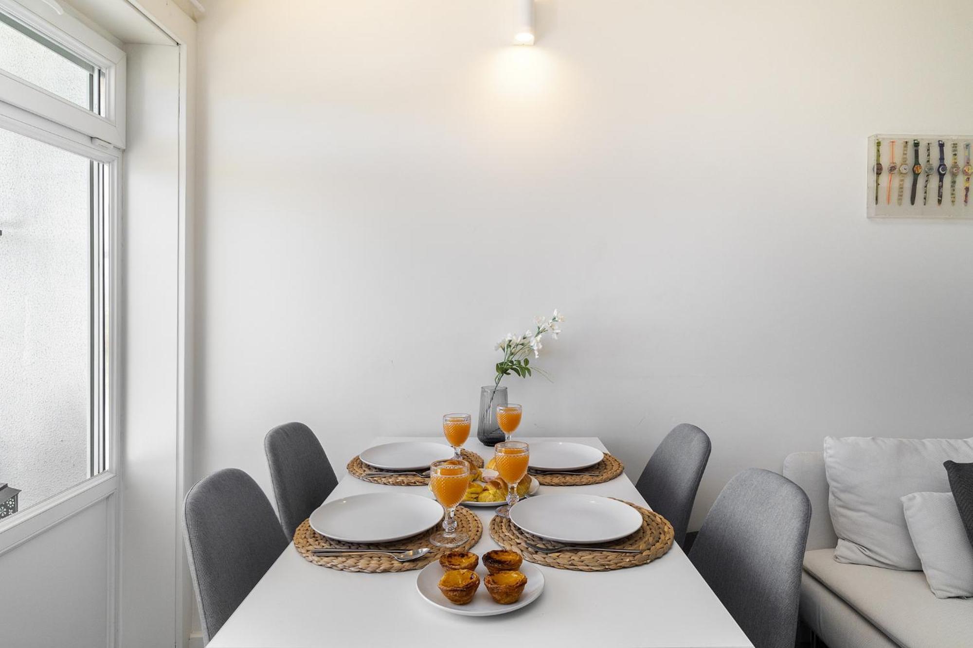 Whome Study & Surf Carcavelos 1-Bed By Beach & Nova Sbe Luaran gambar